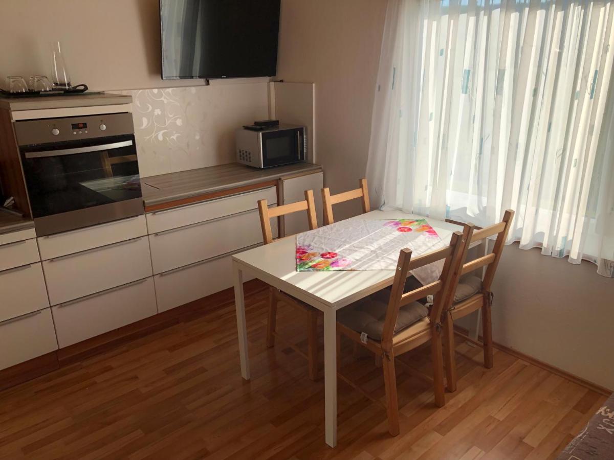 شقة Ferienhaus Rafaela Mit Privatstrand Ledenitzen المظهر الخارجي الصورة